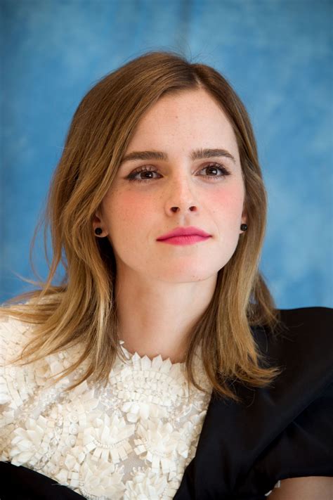 Emma Watson Archives .